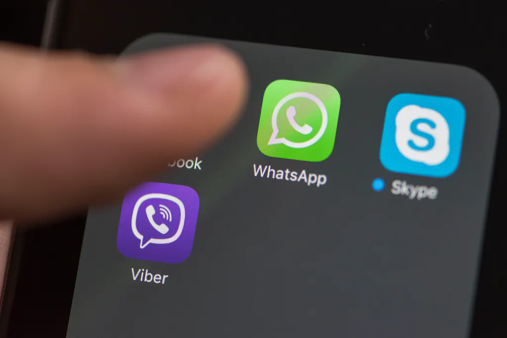 WhatsApp Account Hijacking Scam Targets Users via Fake Voting Links