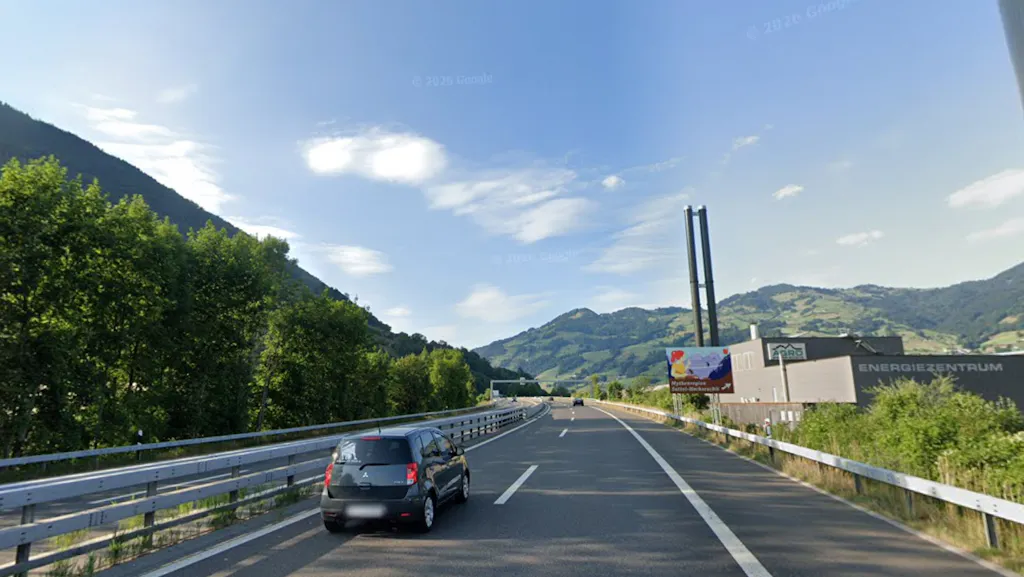 Van driver and passenger banned from driving in Switzerland after wrong-way trip