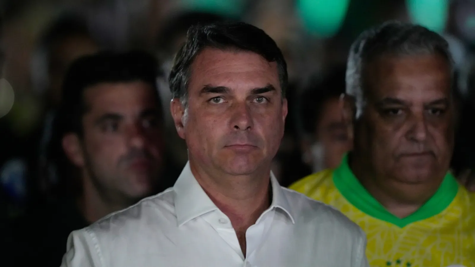 Money Laundering Investigation: Travel Ban Imposed on Flávio Bolsonaro