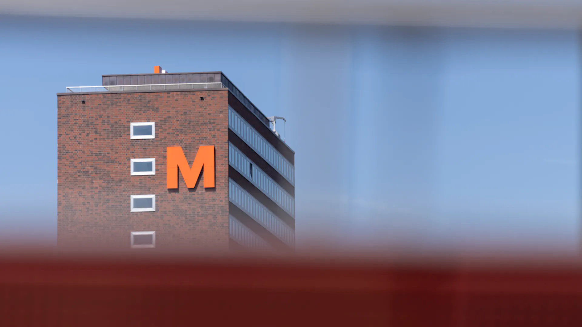 Migros Holds Press Conference – Cooperative Merger Expected