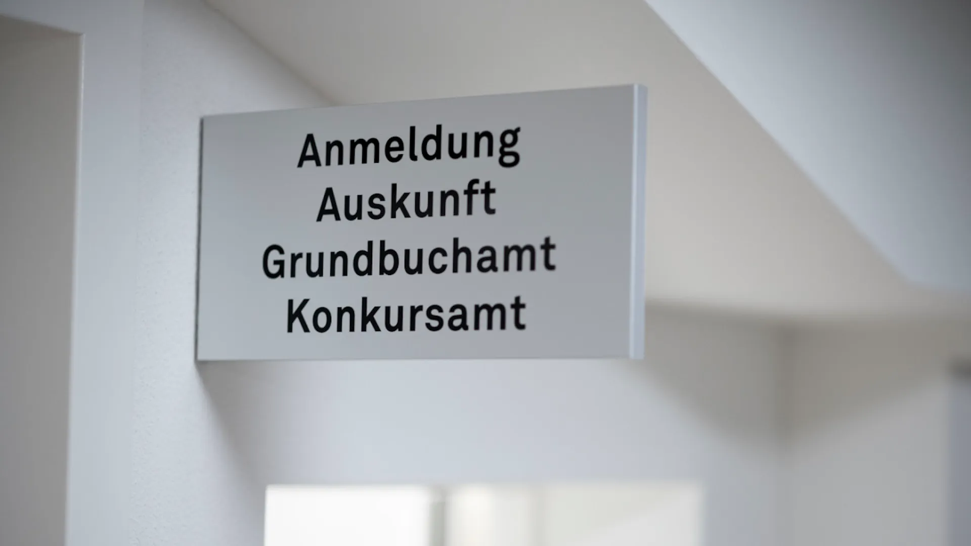 Swiss corporate bankruptcies are expected to reach record levels in 2026