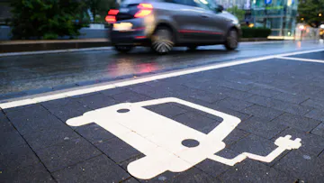 Electric cars are becoming more popular. In fact, a record has been set worldwide for new registrations. (File photo)